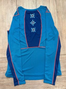 Kerrits Women’s Baselayer Blue Riding Shirt Aztec Back Pattern | Size Large